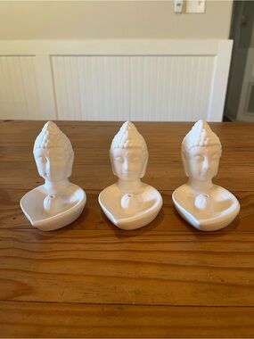 Set of 3 White Ceramic Buddha Tea Light Holders